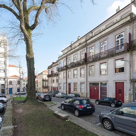 Appartement Lovelystay - The Getaway Duplex - Free Parking Oporto