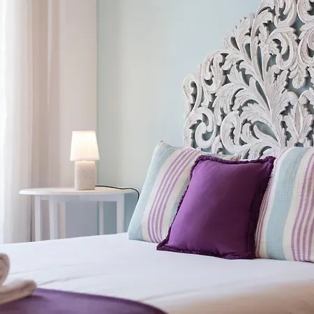 Lovelystay - The Getaway Duplex - Free Parking *