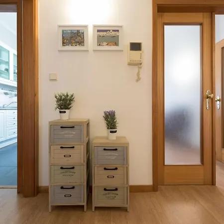 Lovelystay - The Getaway Duplex - Free Parking * Porto