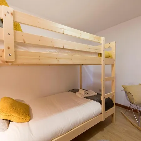 Lovelystay - The Getaway Duplex - Free Parking بورتو