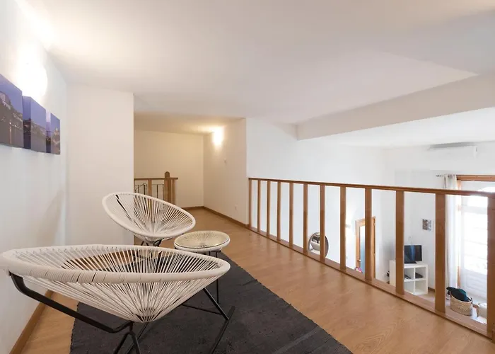 Lovelystay - The Getaway Duplex - Free Parking