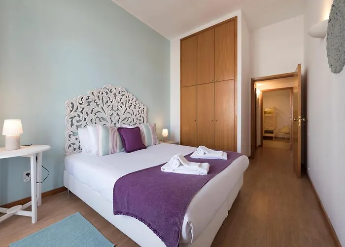 Lovelystay - The Getaway Duplex - Free Parking * Oporto