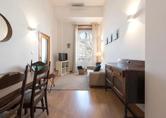 Lovelystay - The Getaway Duplex - Free Parking Appartamento